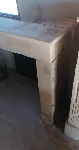 CHEMINEE ANCIENNE A PIEDS DROITS