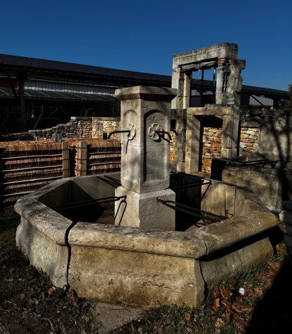 FONTAINE OCTOGONALE