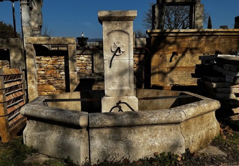 FONTAINE OCTOGONALE