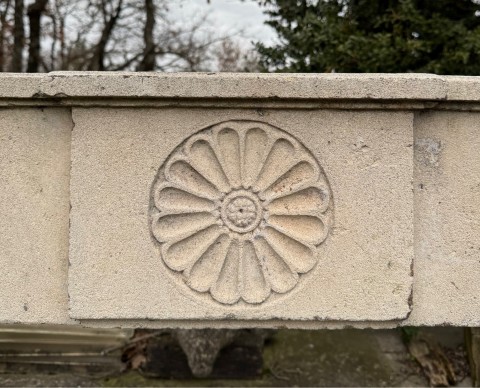 CHEMINEE ANCIENNE DE STYLE LOUIS XVI